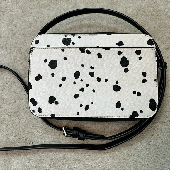 Disney X Kate Spade New York Mini Dalmatians Camera Bag - Picture 3 of 16